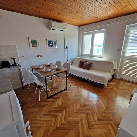 Apartment Nadija Рабац Екстериор снимка